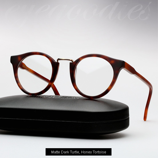 Cutler and Gross 1060 - Matte Dark Turtle, Honey Tortoise temples