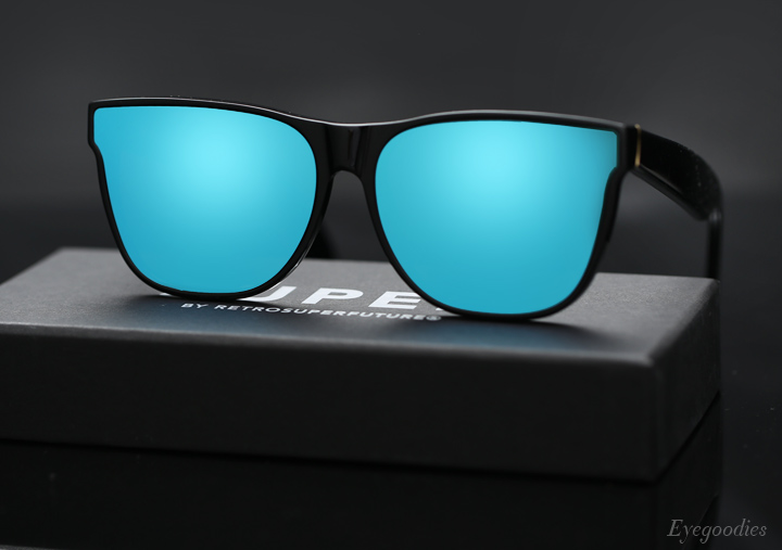 Super Basic Forma Blue Sunglasses