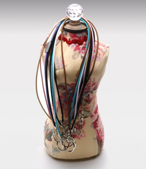 Short Elastic Eyeglass Chain