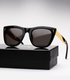 Super Gals Black & Gold (Francis)