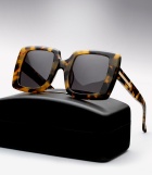 Karen Walker Betsy - Tortoise