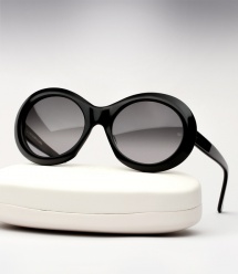 Oliver Goldsmith Audrey (1963) - Black