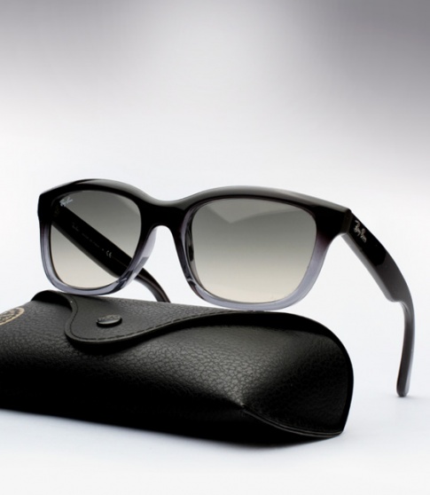 Ray Ban RB 4159 Sunglasses