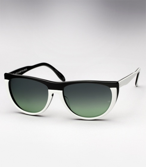 Oliver Goldsmith Tutti (1980) - Black and White