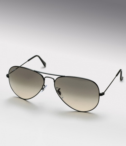 Ray Ban Aviator RB 3025 Sunglasses - Black / Grey Gradient
